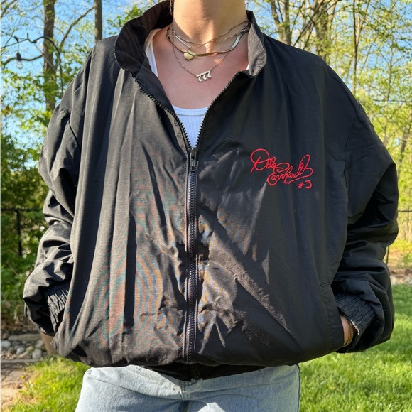 Vintage 90’s NASCAR Bomber 🏎️ - Picture 2 of 3